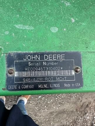 Image of John Deere 946 equipment image 2