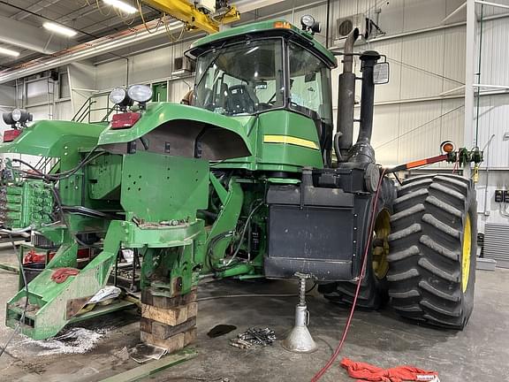 Image of John Deere 9520 equipment image 3