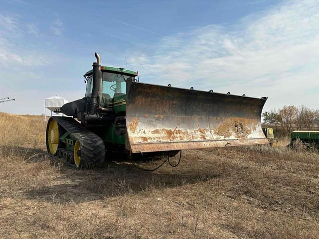 Image of John Deere 9520T equipment image 2