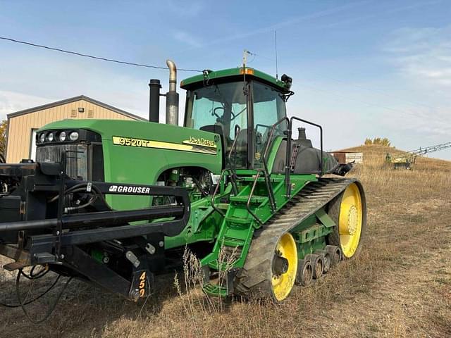 Image of John Deere 9520T equipment image 1