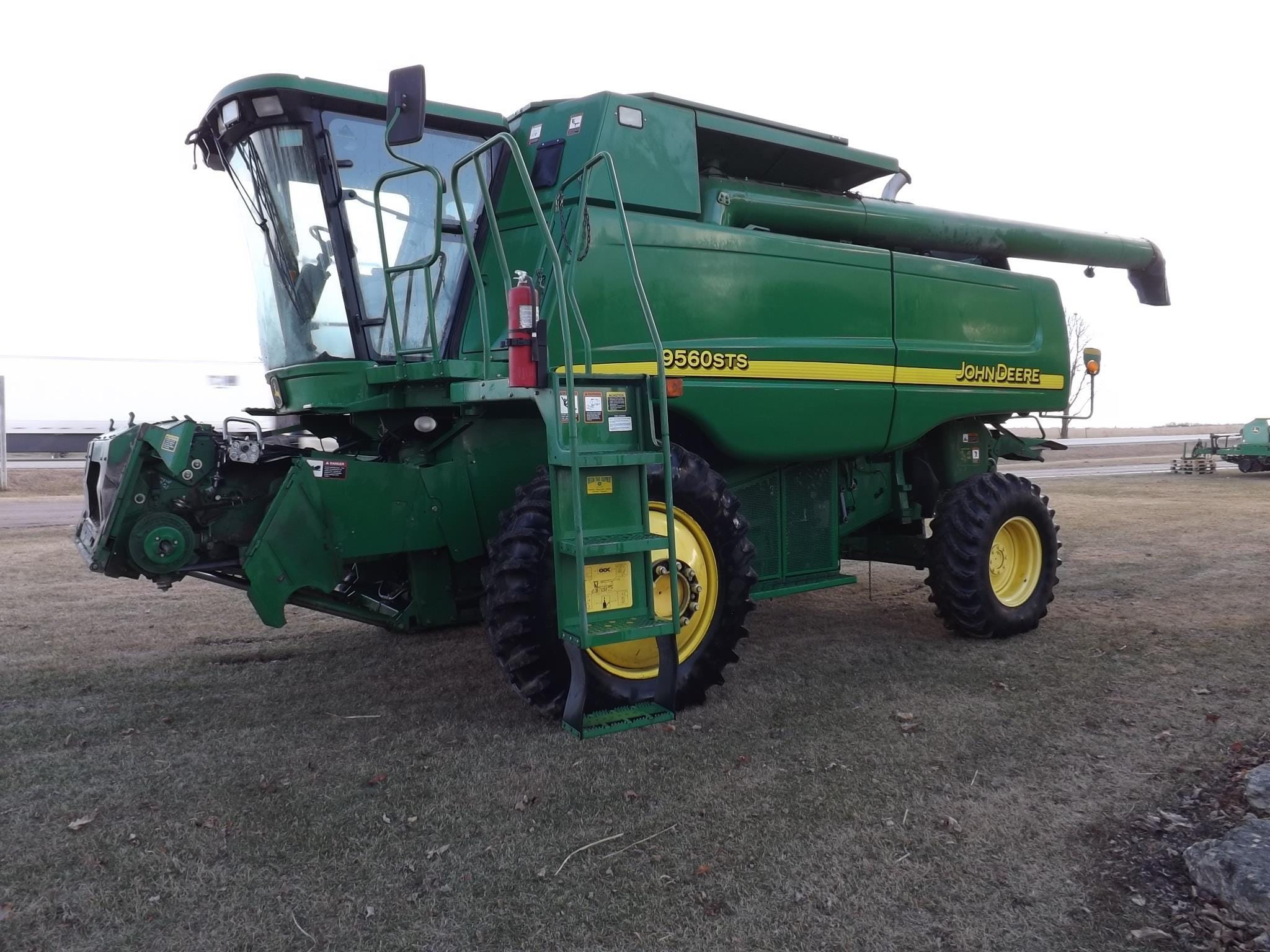 Main image John Deere 9560