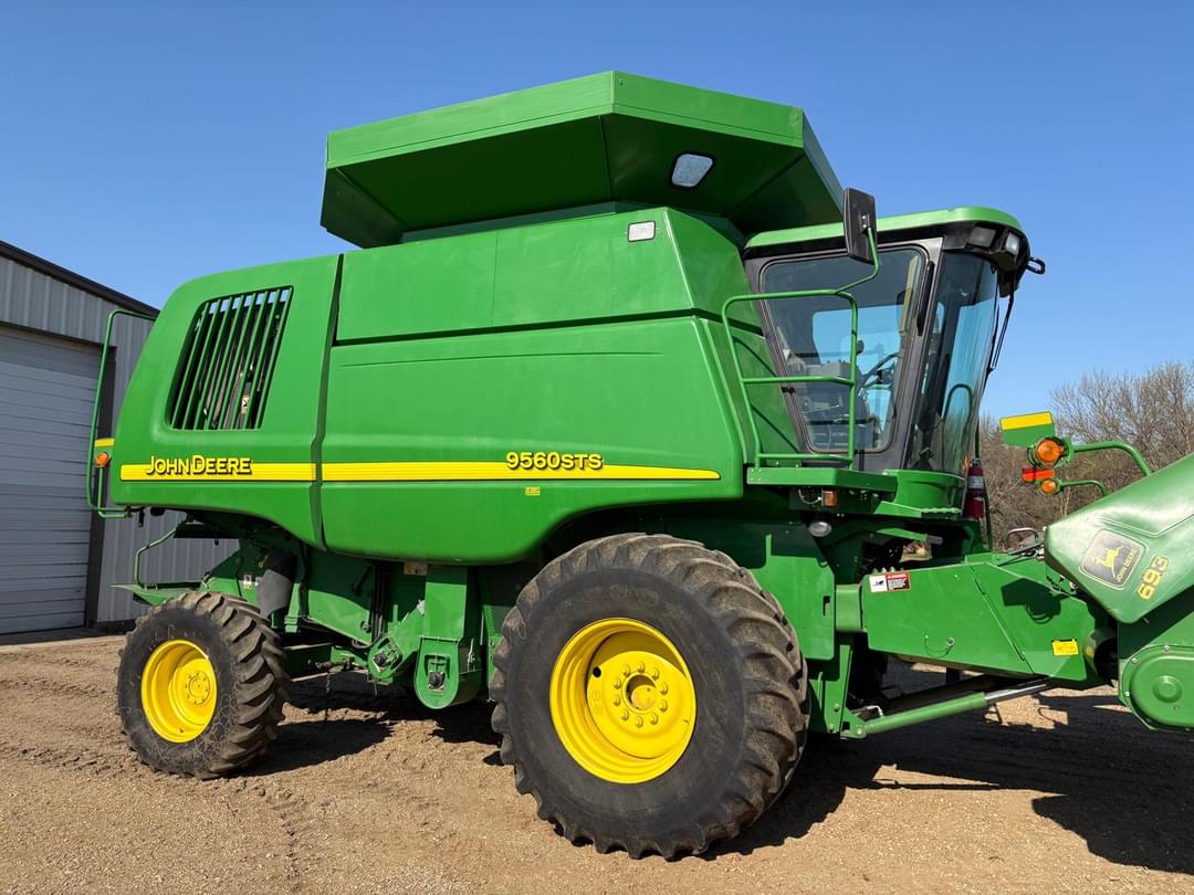 Image of John Deere 9560 STS Primary image