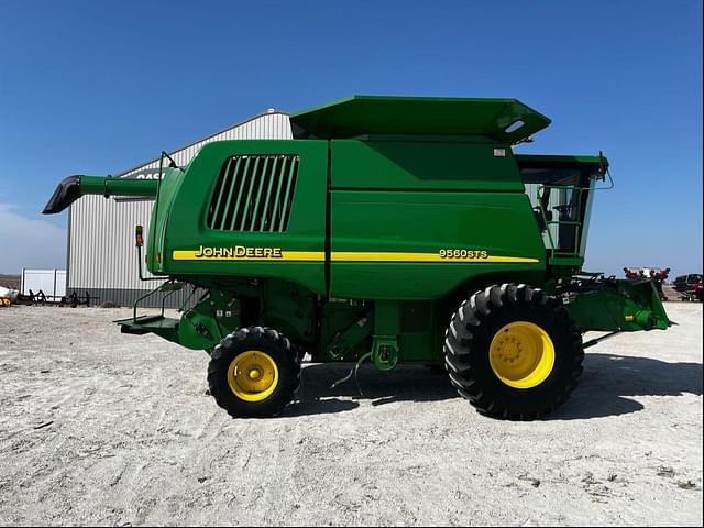 Image of John Deere 9560 STS equipment image 1