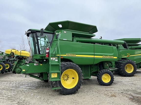 Image of John Deere 9560 STS Primary image