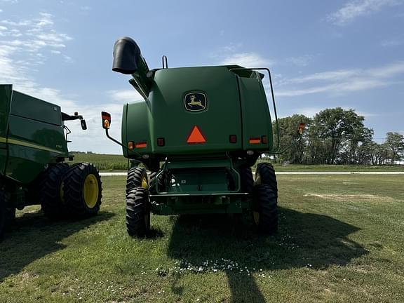 Image of John Deere 9560 STS equipment image 4