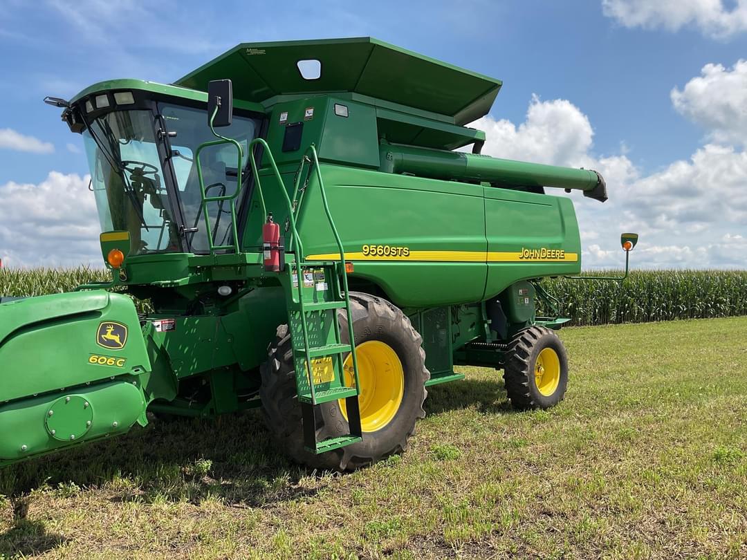 Image of John Deere 9560 STS Primary image