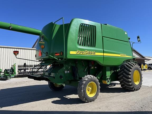 Image of John Deere 9560 STS equipment image 4