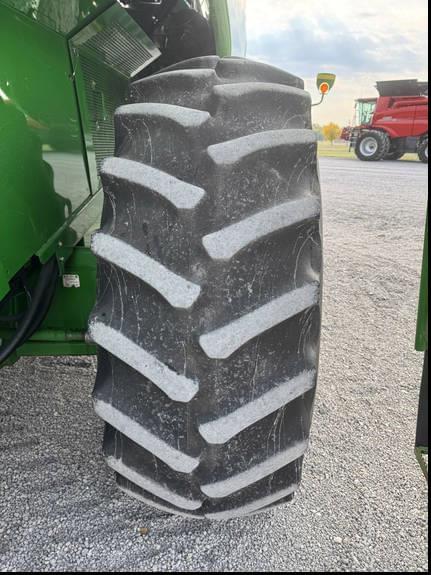 Image of John Deere 9560 STS equipment image 1