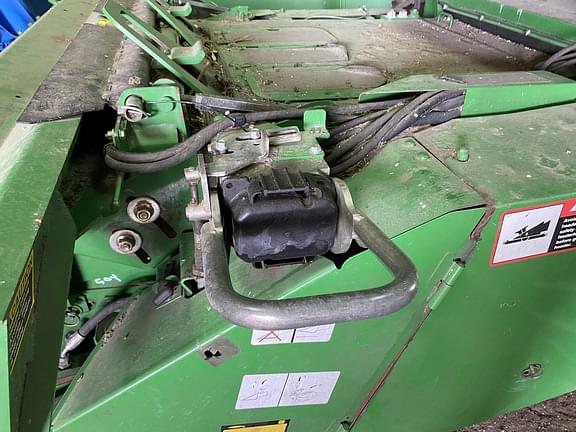 Image of John Deere 9560 STS equipment image 3