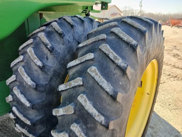 Image of John Deere 9660 STS equipment image 4