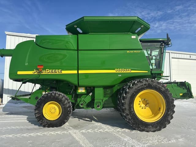 Image of John Deere 9660 STS equipment image 2