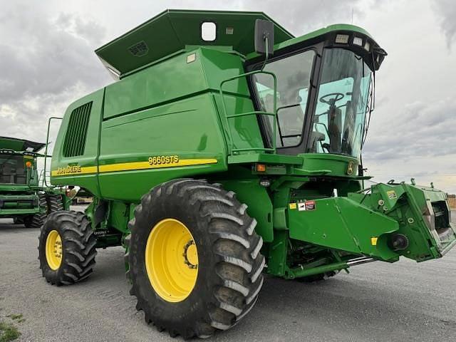 Image of John Deere 9660 STS equipment image 1