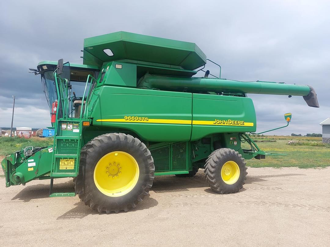 Image of John Deere 9660 STS Primary image