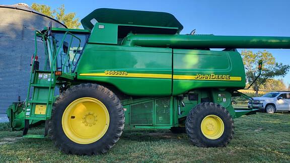 Image of John Deere 9660 STS Primary image