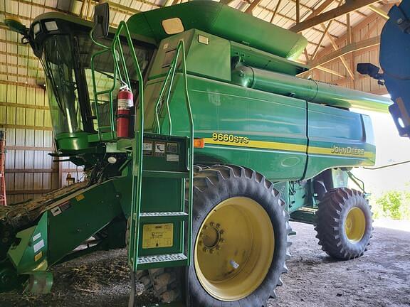 Image of John Deere 9660 STS equipment image 1