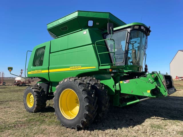 Image of John Deere 9660 STS equipment image 2