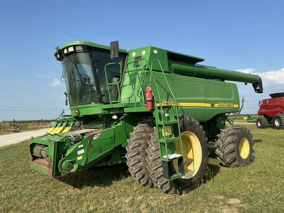 2005 John Deere 9660 STS Equipment Image0