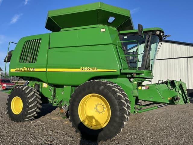 Image of John Deere 9660 STS equipment image 1