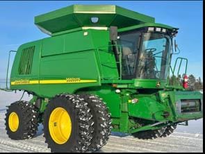 2005 John Deere 9660 STS Equipment Image0
