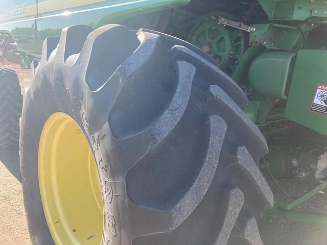 Image of John Deere 9660WTS equipment image 4