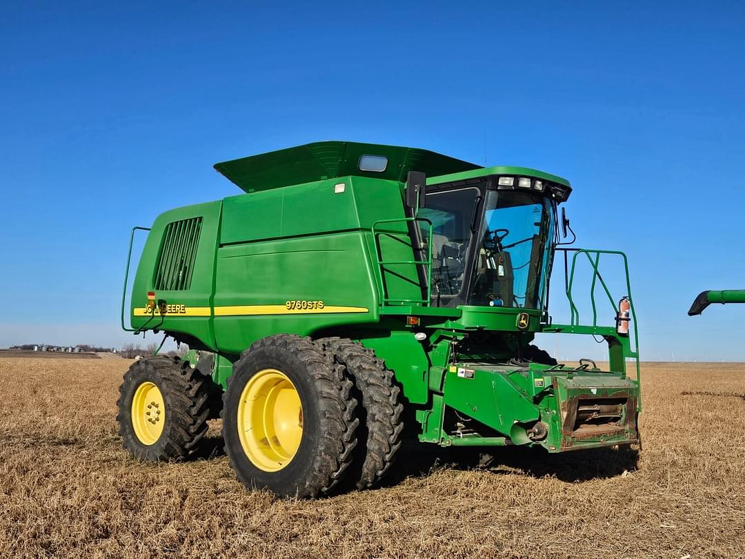 Image of John Deere 9760 STS Primary image