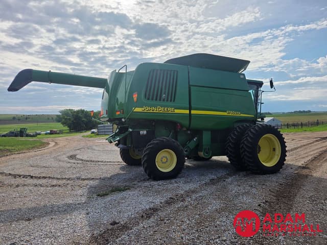 Image of John Deere 9760 STS equipment image 3