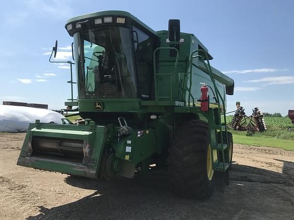 Image of John Deere 9760 STS equipment image 4