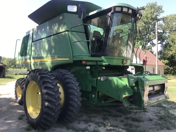 2005 John Deere 9760 STS Image