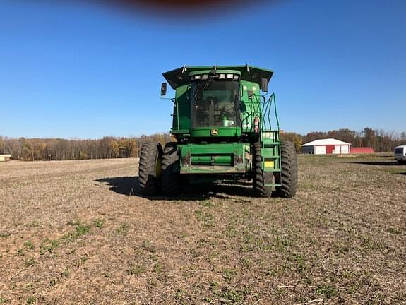 Image of John Deere 9760 STS equipment image 1