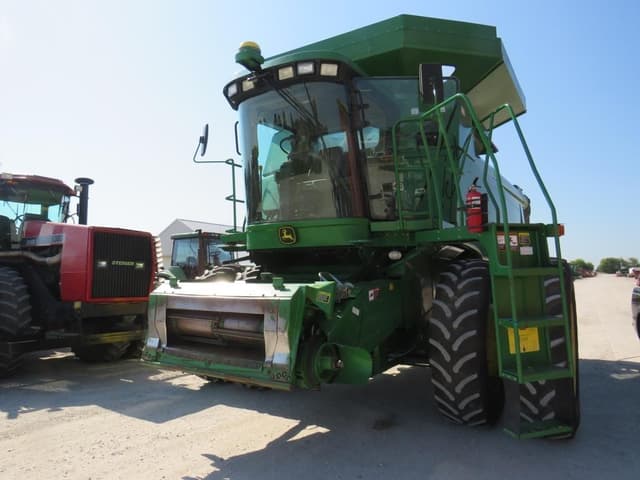 Image of John Deere 9760 STS equipment image 3