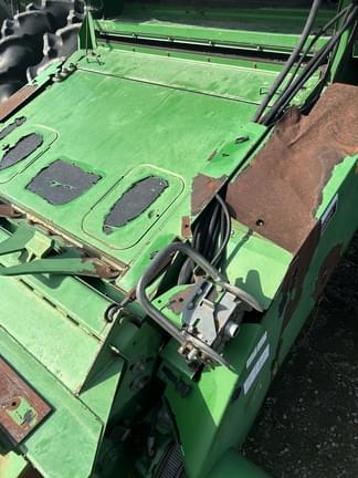Image of John Deere 9760 STS equipment image 4
