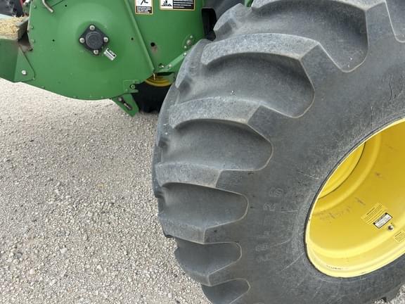 Image of John Deere 9760 STS equipment image 4