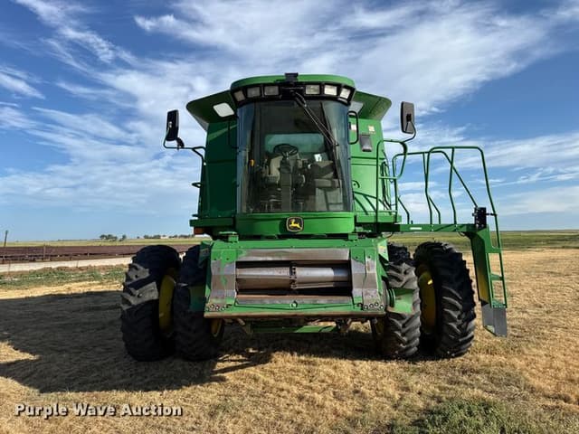 Image of John Deere 9760 STS equipment image 1