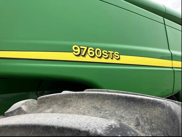 Image of John Deere 9760 STS equipment image 1