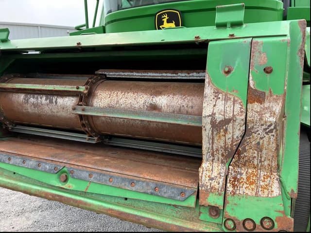 Image of John Deere 9760 STS equipment image 4