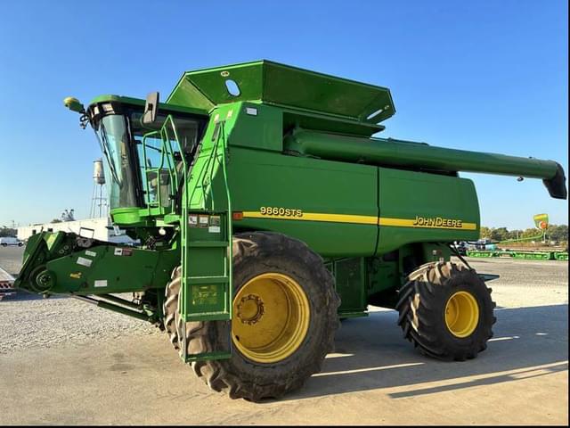 Image of John Deere 9860 STS equipment image 1