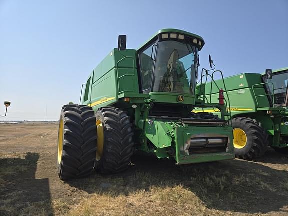 Image of John Deere 9860 STS equipment image 2