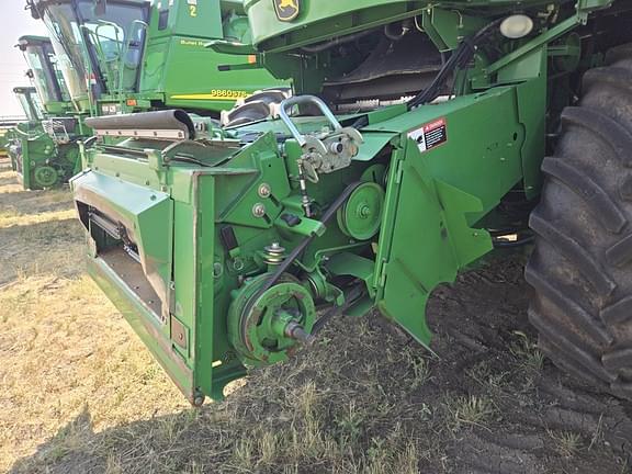 Image of John Deere 9860 STS equipment image 4