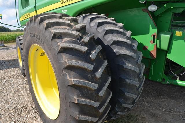 Image of John Deere 9860 STS equipment image 4