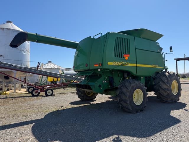 Image of John Deere 9860 STS equipment image 2