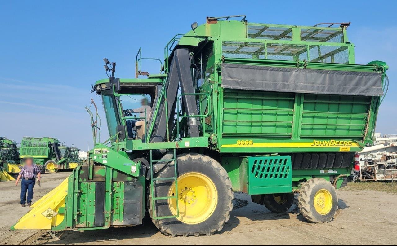 2005 John Deere 9996 Equipment Image0