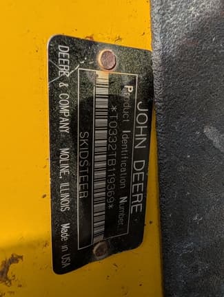 Image of John Deere CT332 equipment image 4