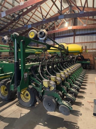 Main image John Deere DB60