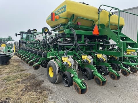 Image of John Deere DB60 equipment image 3