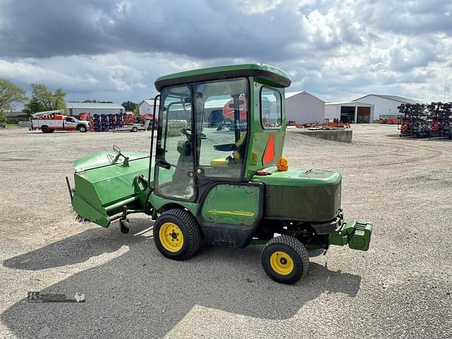 Image of John Deere 1435 equipment image 3