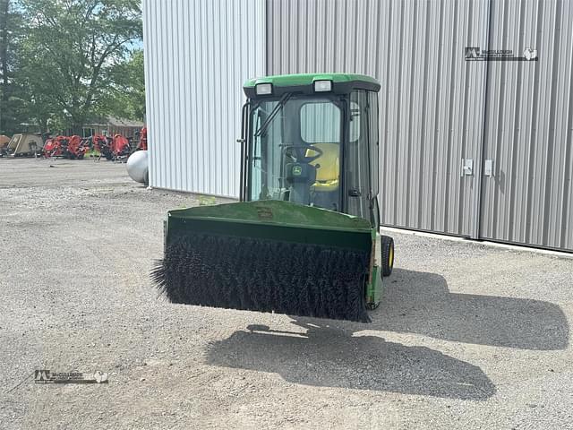 Image of John Deere 1435 equipment image 1