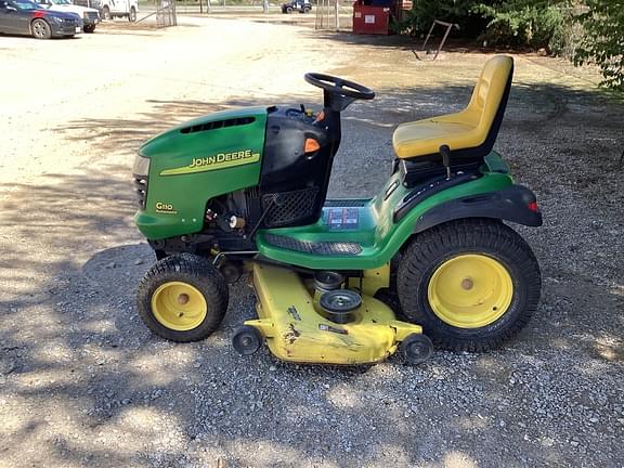 Image of John Deere G110 Primary image