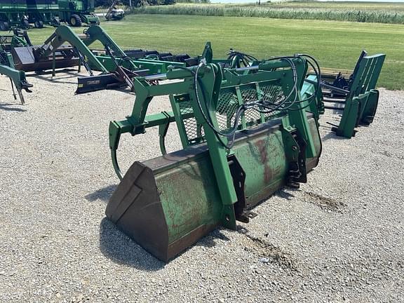 Image of John Deere Bucket Grapple equipment image 1