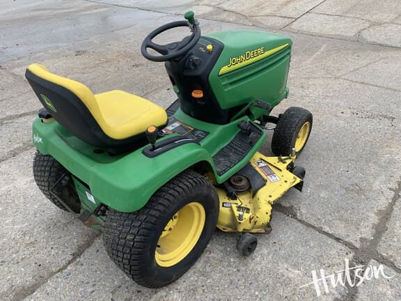 Image of John Deere GT245 equipment image 3