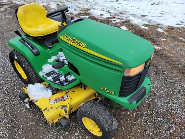 Image of John Deere GT245 equipment image 4